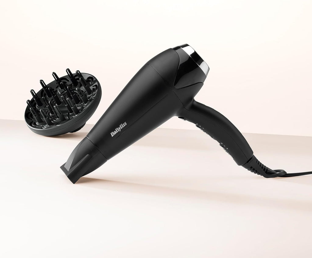BaByliss Sèche-cheveux Turbo Smooth - Sèche-cheveux puissant de 2200W, Diffuseur large, Technologie ionique anti-frisottis, 3 réglages de température et 2 réglages de vitesse, noir, D572DE